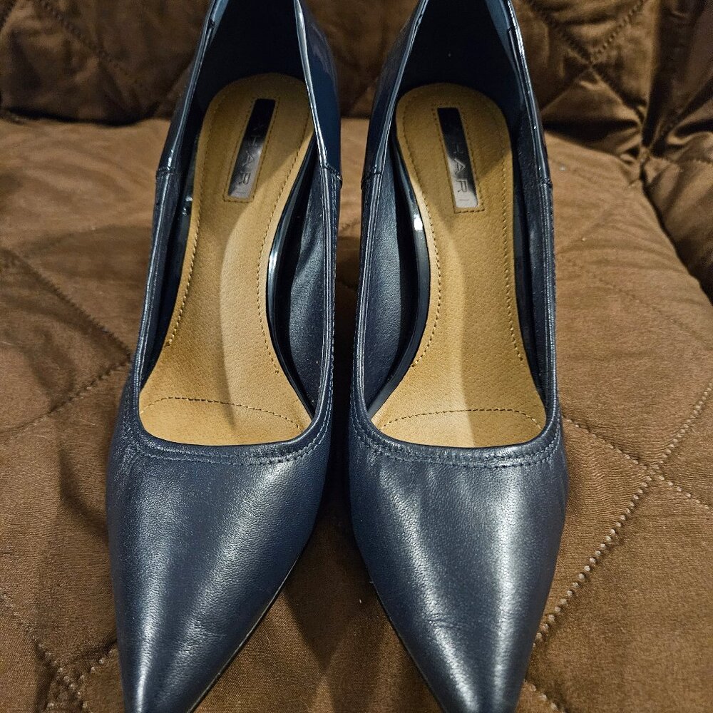 Tahari TA - Peyton Size 7.5 Navy Blue